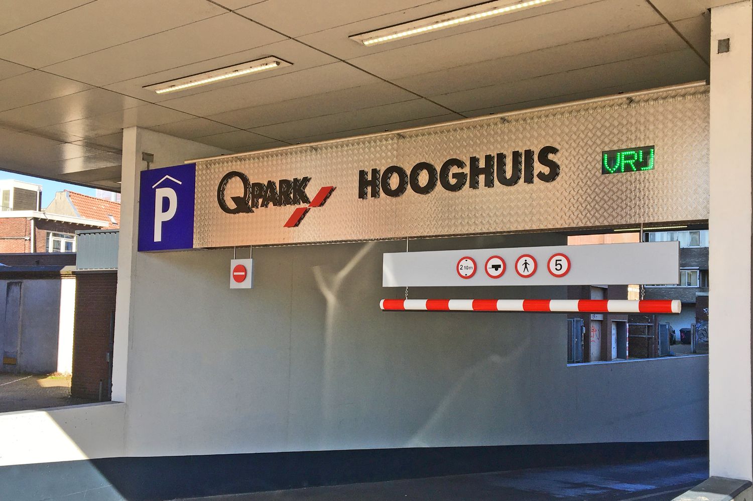 Q-Park Hooghuis Eindhoven entree portaal